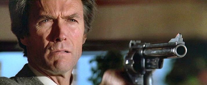 harry-el-sucio-alegrame-el-dia