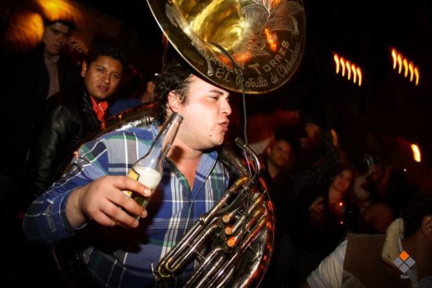 1661558_588847221205844_1689013840_n