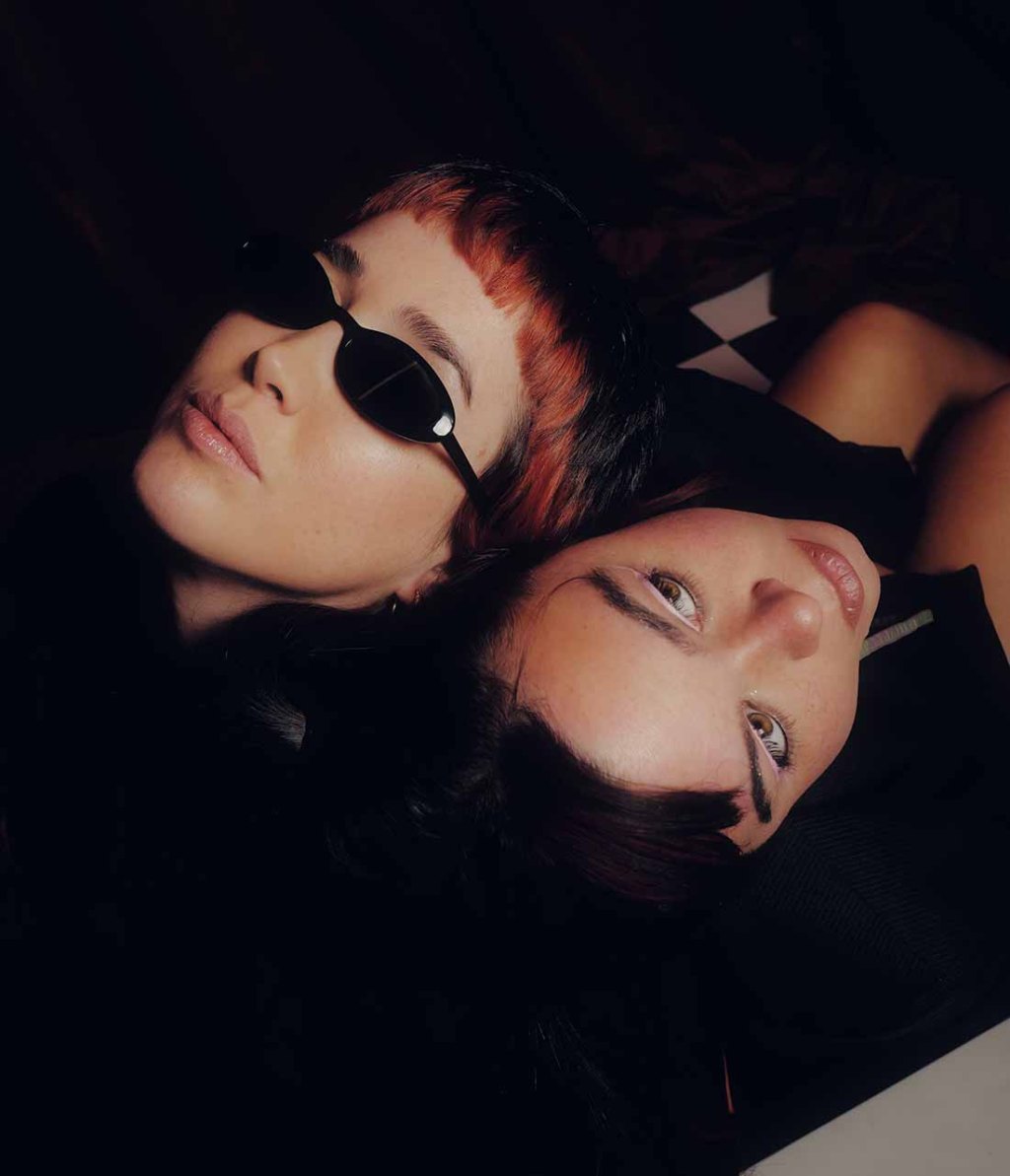 Vanessa Zamora y Maye. artistas de pop alternativo.