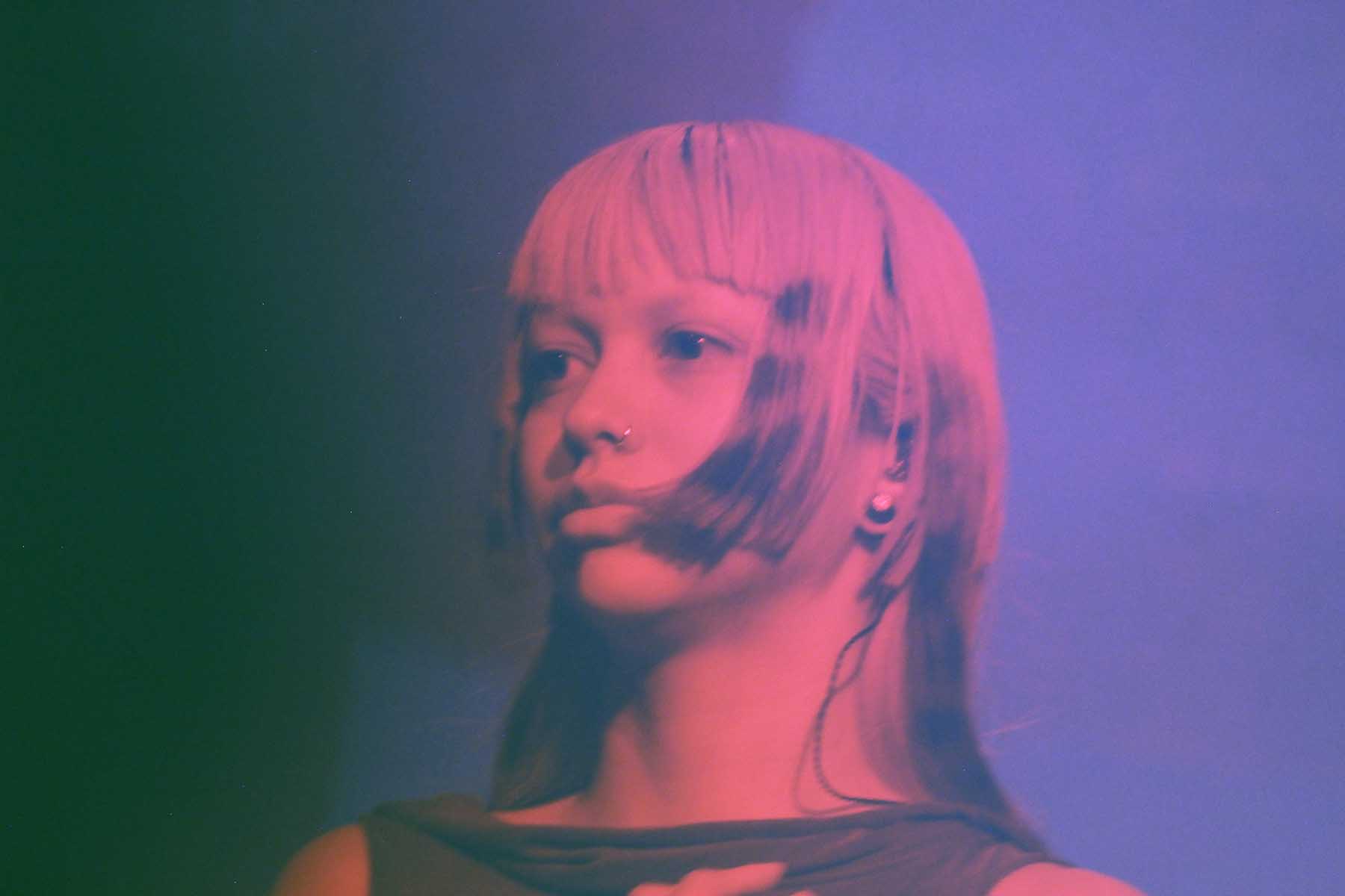 AKRIILA, artista argentina.