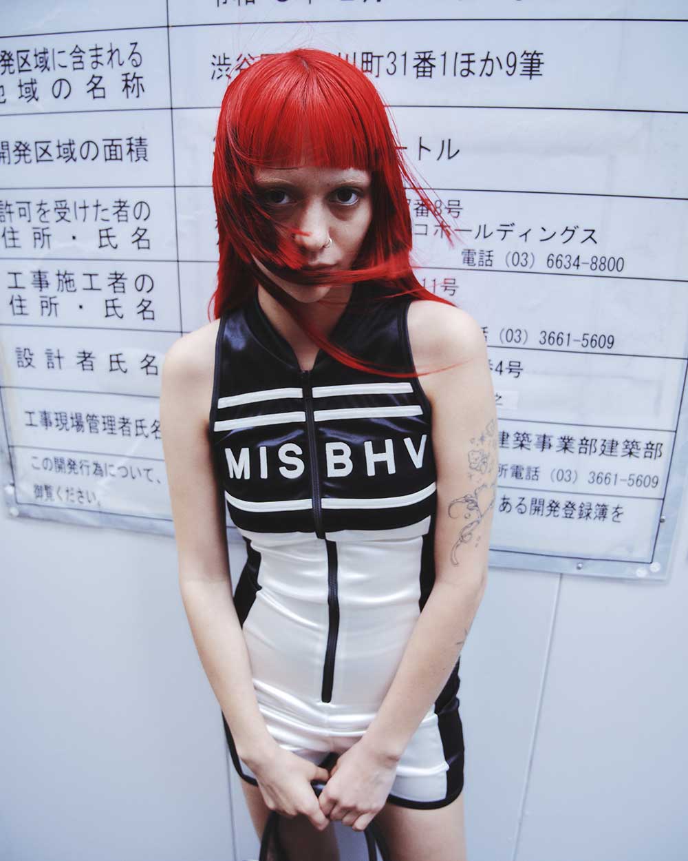 AKRILLA, artista argentina.